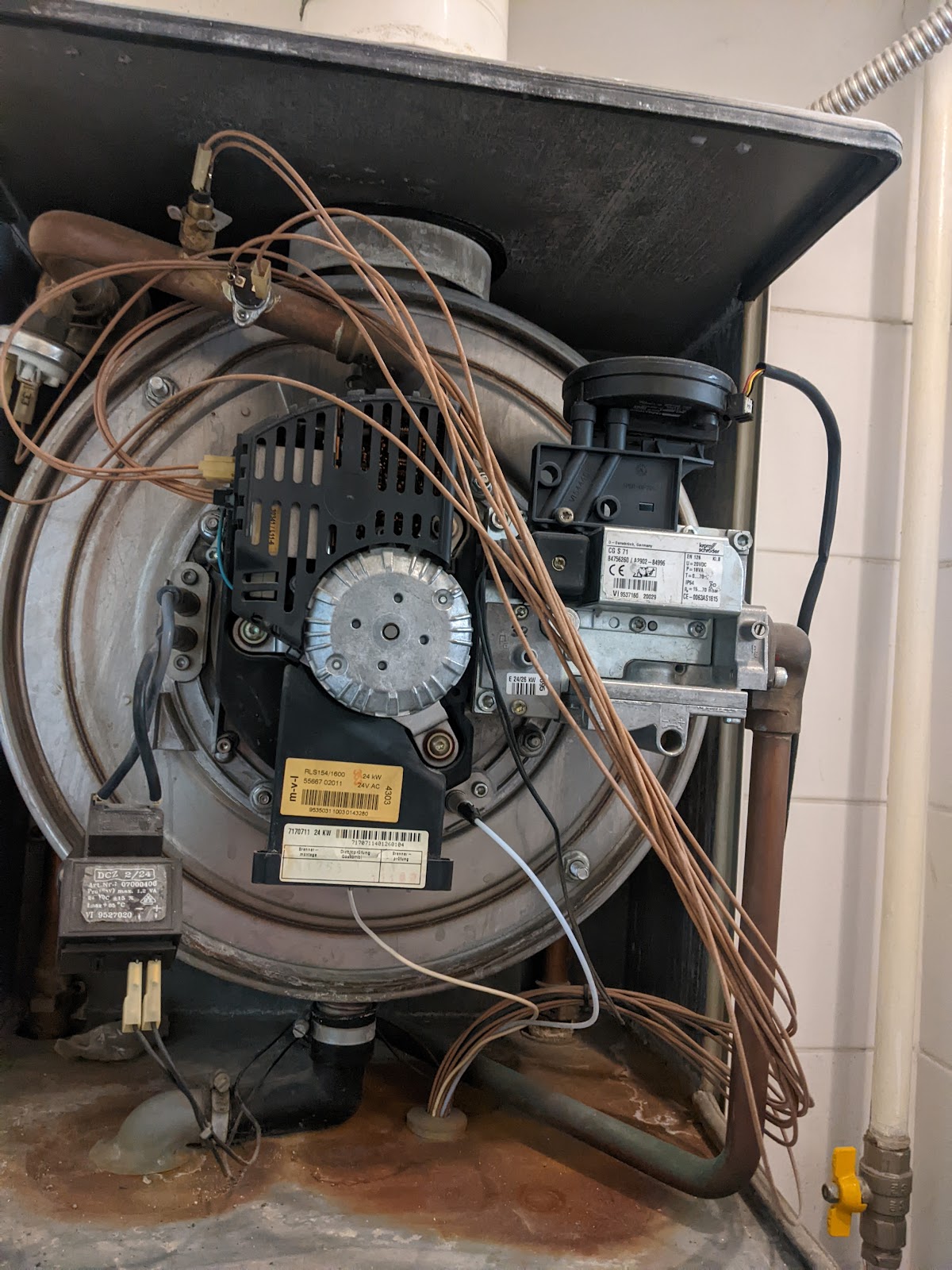 Servis kotla Viessmann Vitodens 200 — Záhorská Bystrica
